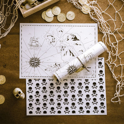 Merirosvot teemapaperi A4, 8 kpl