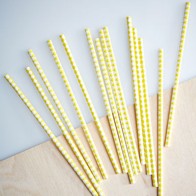 Harlekiini paperipilli, keltainen (25 kpl)