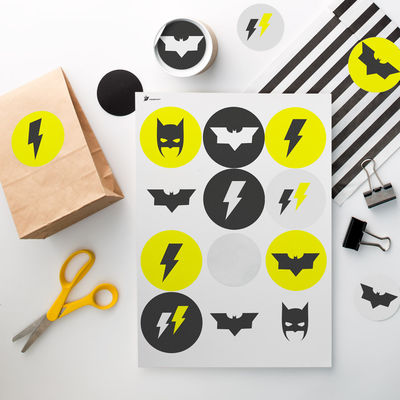 Lepakkomies tarra-arkki ympyrä Ø 60 MM