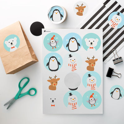 Taikatalvi Napapriirillä -tarra-arkki, ympyrä Ø 60 mm